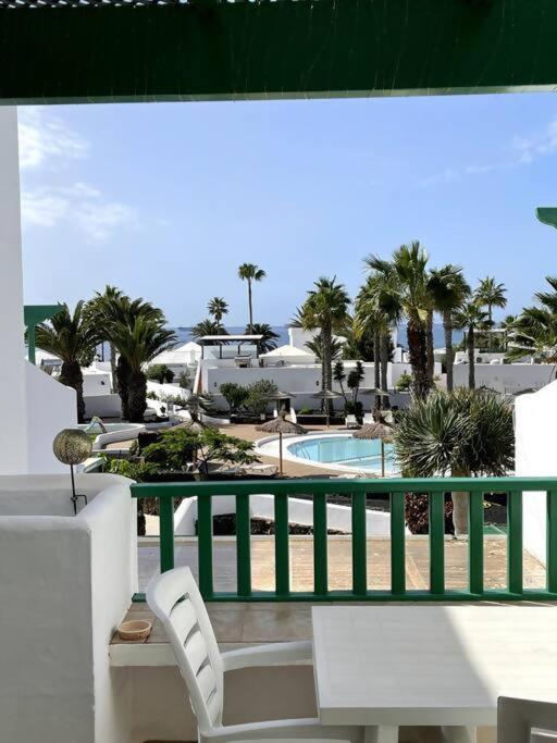 Precioso Rincon Entre El Mar Y Los Volcanes Costa Teguise Exterior foto